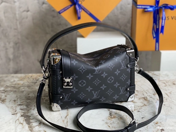 LOUIS SIDE VUITTON TRUNK MM 0801